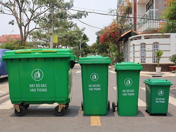 Thùng rác công cộng tại Quận Tân Phú