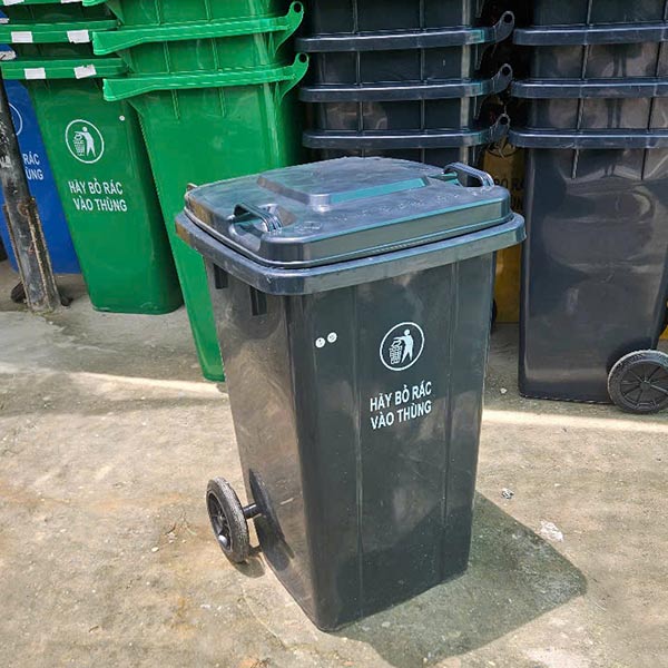 Thùng rác 100L đen thung-rac-100l-den